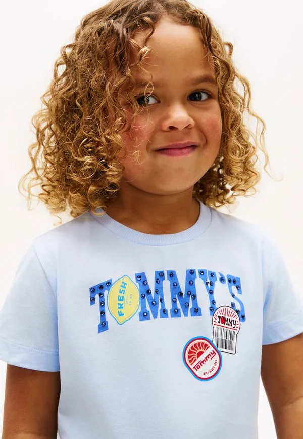 Футболка с принтом в виде фруктового логотипа Tommy Hilfiger, Sweet Blue — фото 4