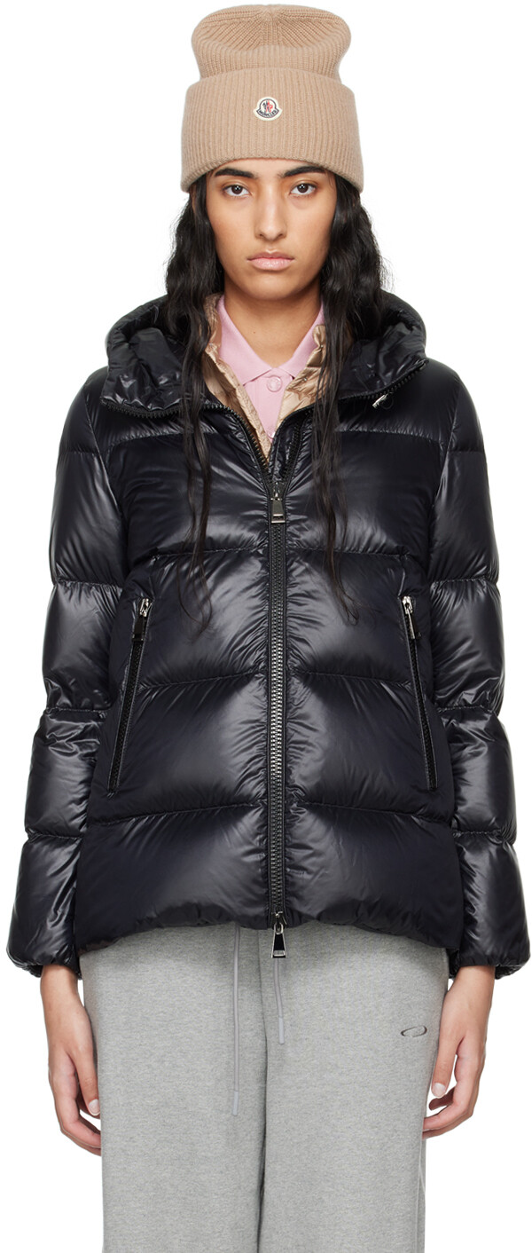

Короткая куртка-пуховик Seritte Moncler