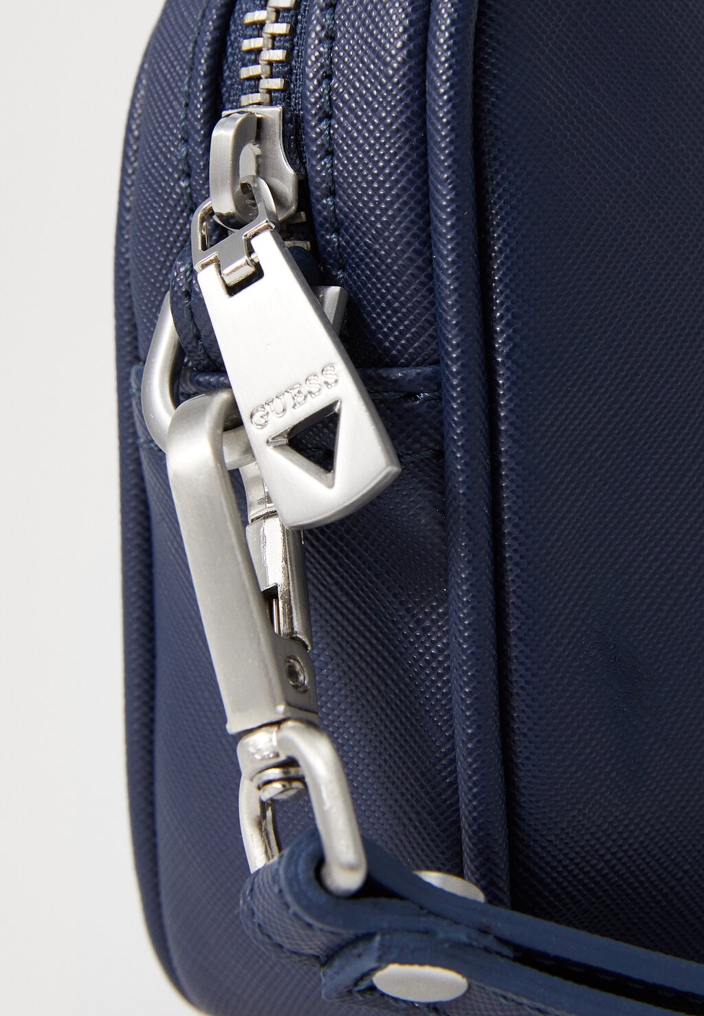 

Сумка через плечо TORINO SMALL UNISEX Guess, синий