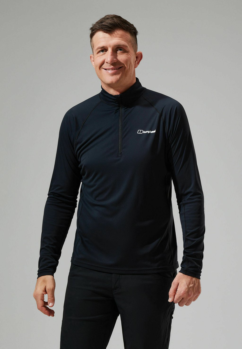 

Толстовка Berghaus, черный
