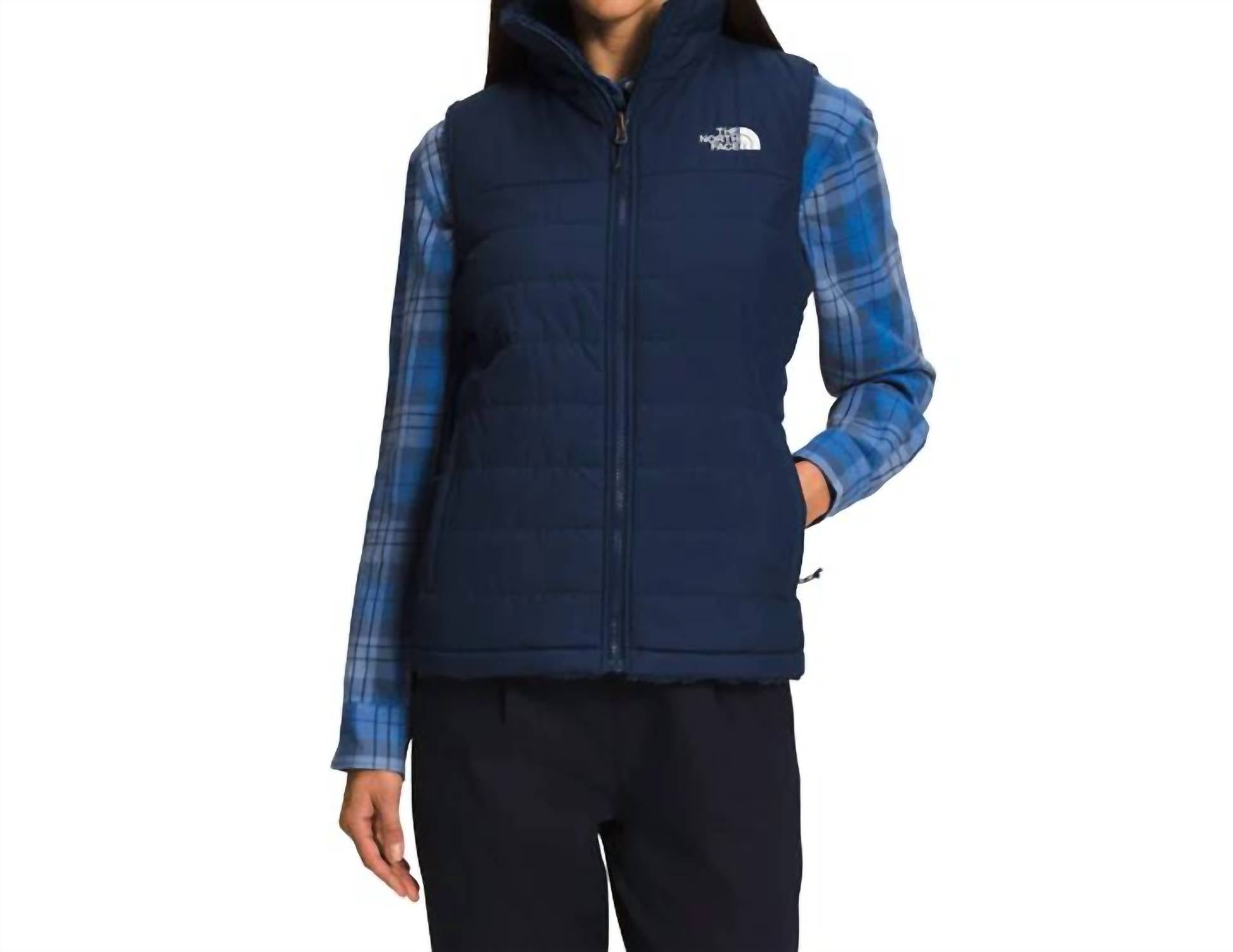 

Женская утепленная двусторонняя жилетка Mossbud в цвете Summit Navy The North Face
