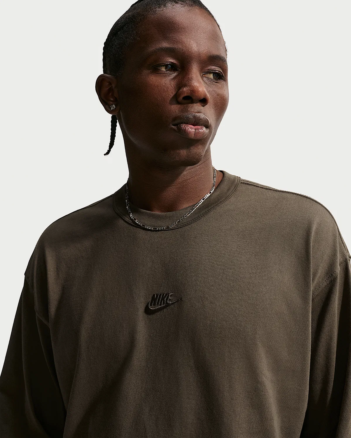 Мужская футболка с длинным рукавом Nike Sportswear Premium Essentials, Dark Hazel — фото 3