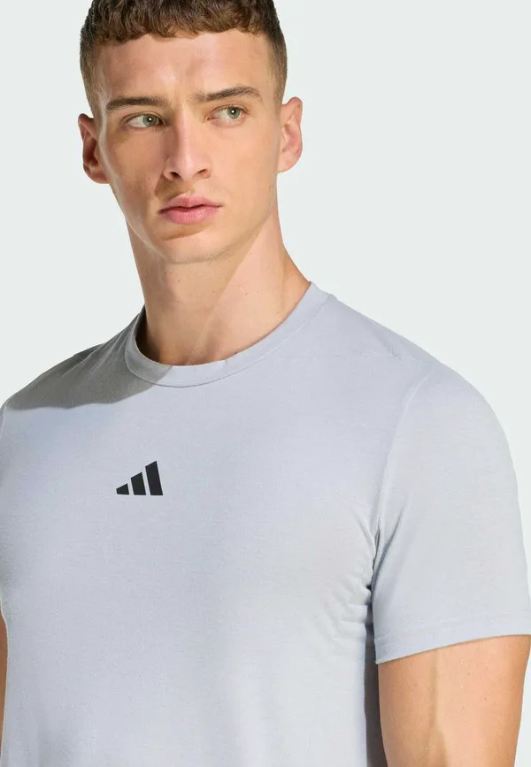 Спортивная футболка для тренировок d4t Adidas Performance, Halo Silver — фото 3