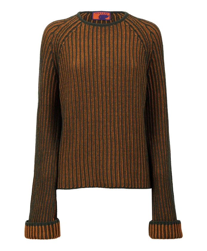 

Зеленая женская рубашка с круглым вырезом и двухцветными ребристыми манжетами. Gallo, мультиколор