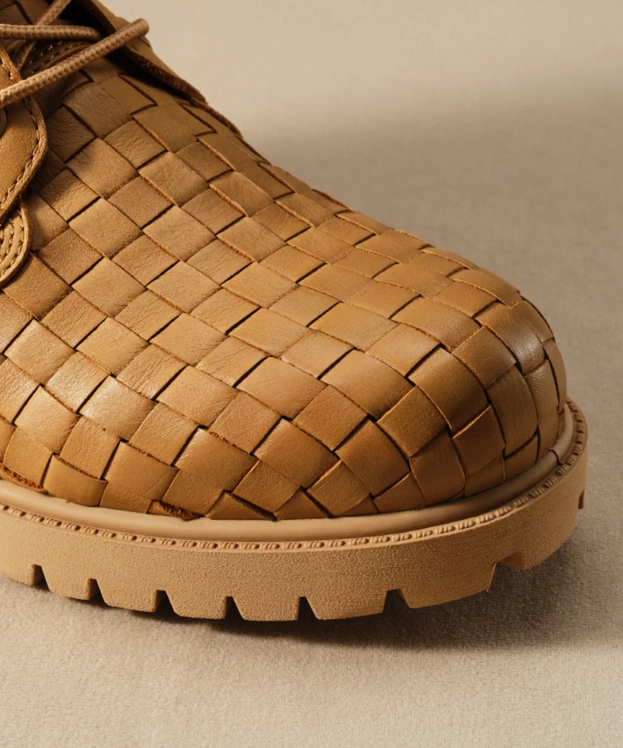 Ботинки премиум 6 дюймов Timberland из плетёной кожи бежевые — фото 2