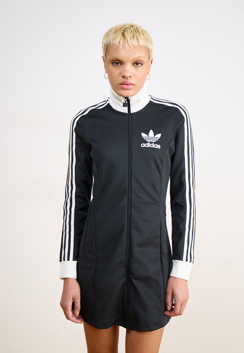 

Платье из джерси TRACK DRESS adidas Originals, черный