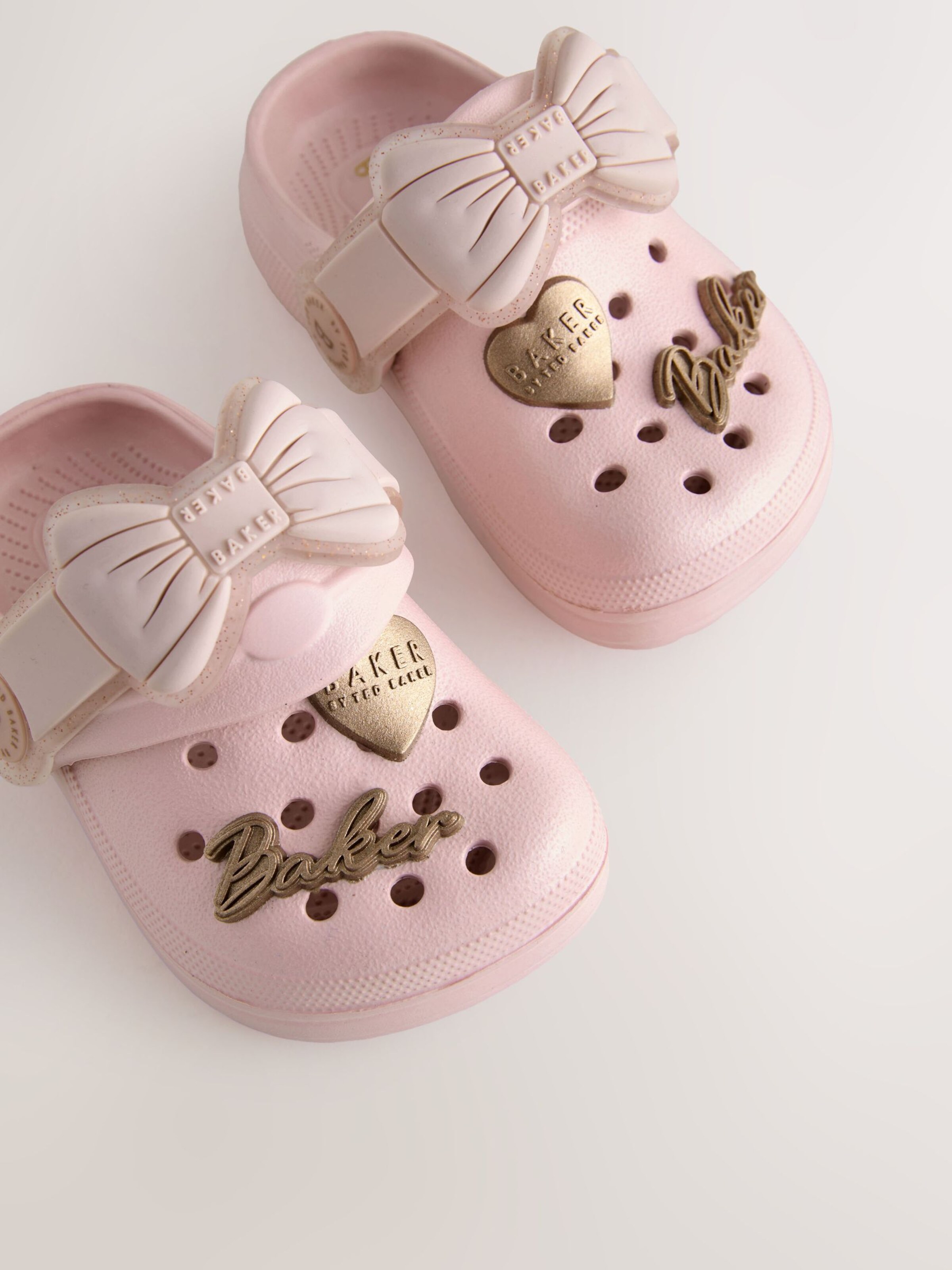 Baker by Ted Baker Обувь First-Step в розовом цвете — фото 2