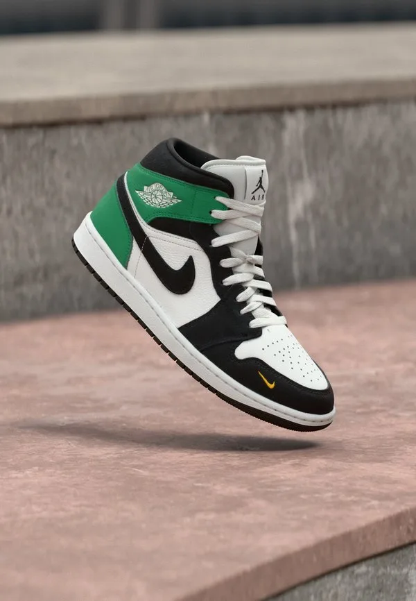 Кроссовки air jordan 1 mid se hightop summit white/black/lucky green/university gold Jordan, Summit White/Black/Lucky Green/University Gold-Coloured