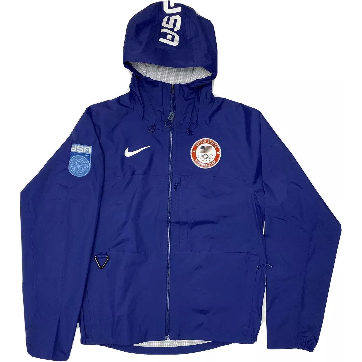 

Одежда Куртка Мужская синий Nike
