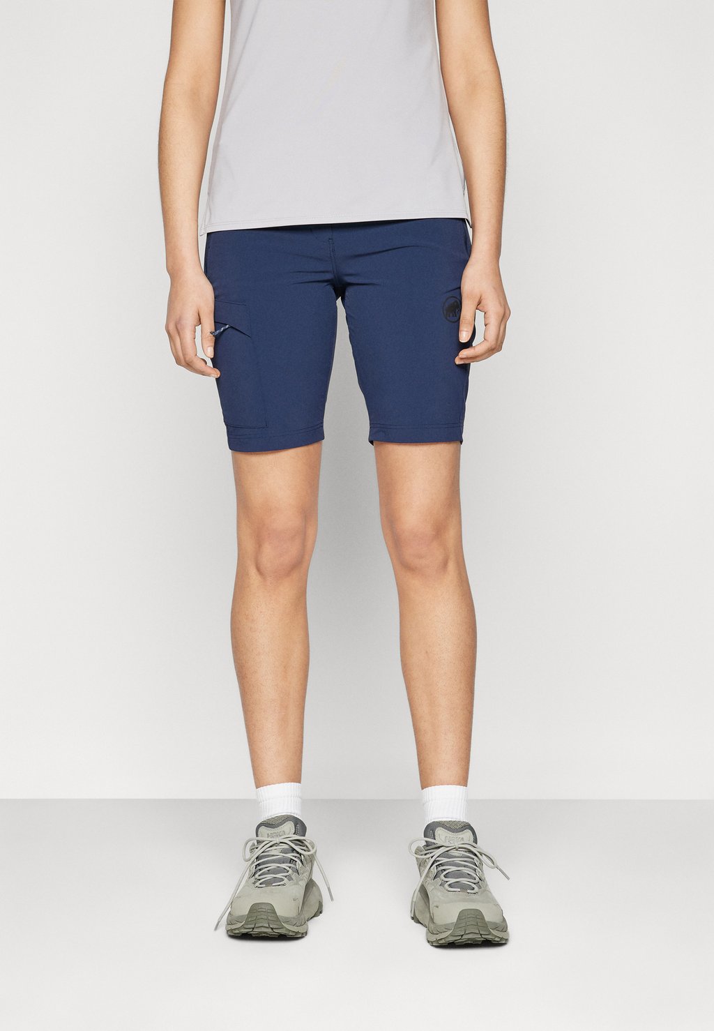 

Шорты для активного отдыха RUNBOLD WOMEN Mammut, темно-синий
