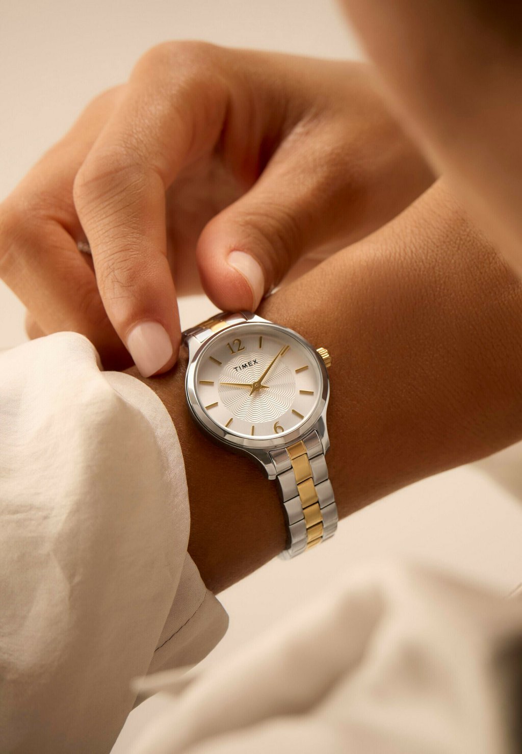 

Часы QUARTZ ANALOG PEYTON Timex, серебряный
