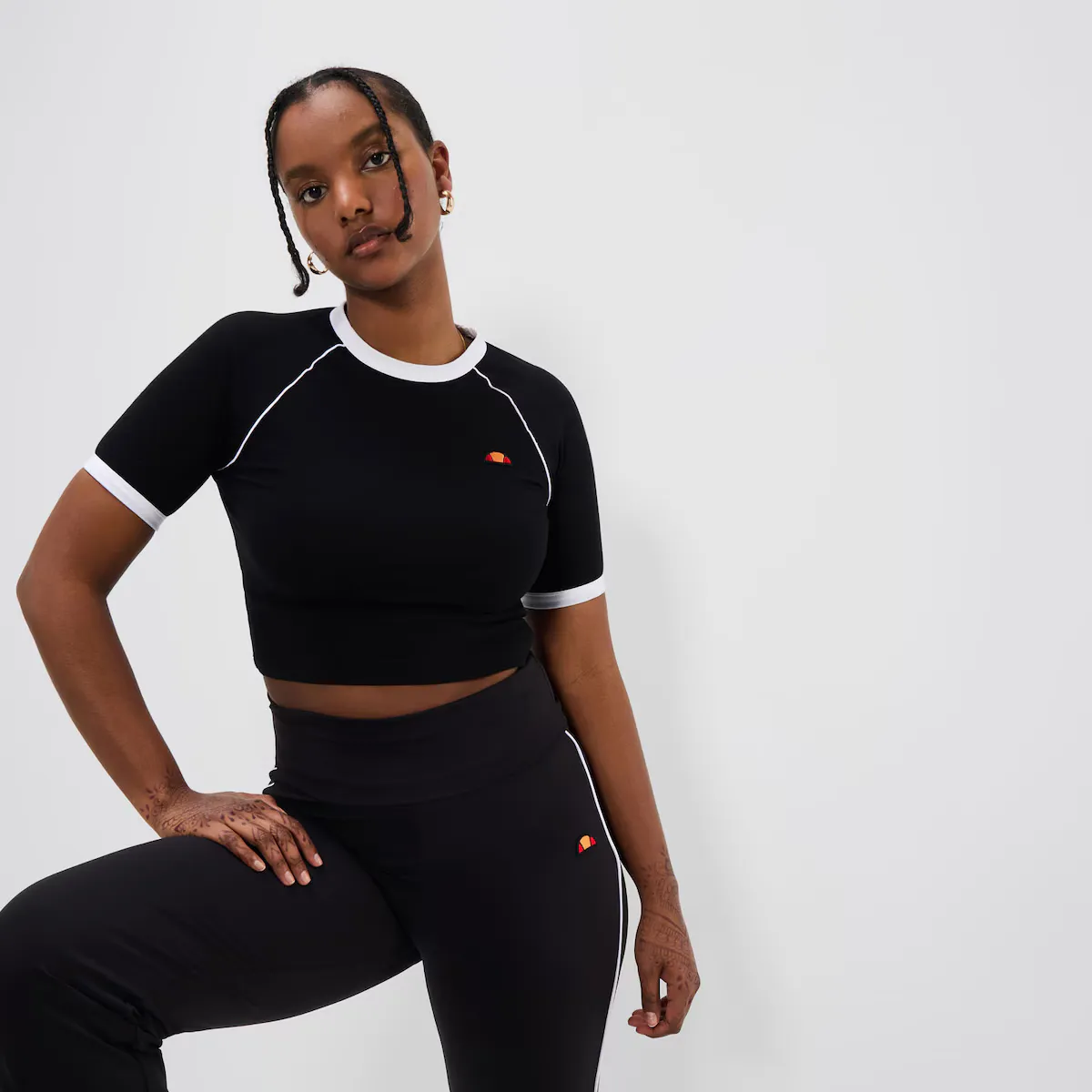 

Женская футболка Chevalier Tee Ellesse, черный