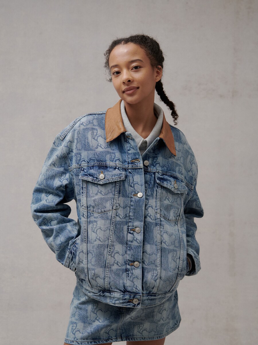 

Куртка межсезонная Tommy Jeans, синий деним