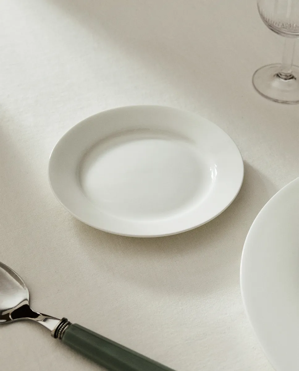 

Боковая тарелка из костяного фарфора Zara Home, белый