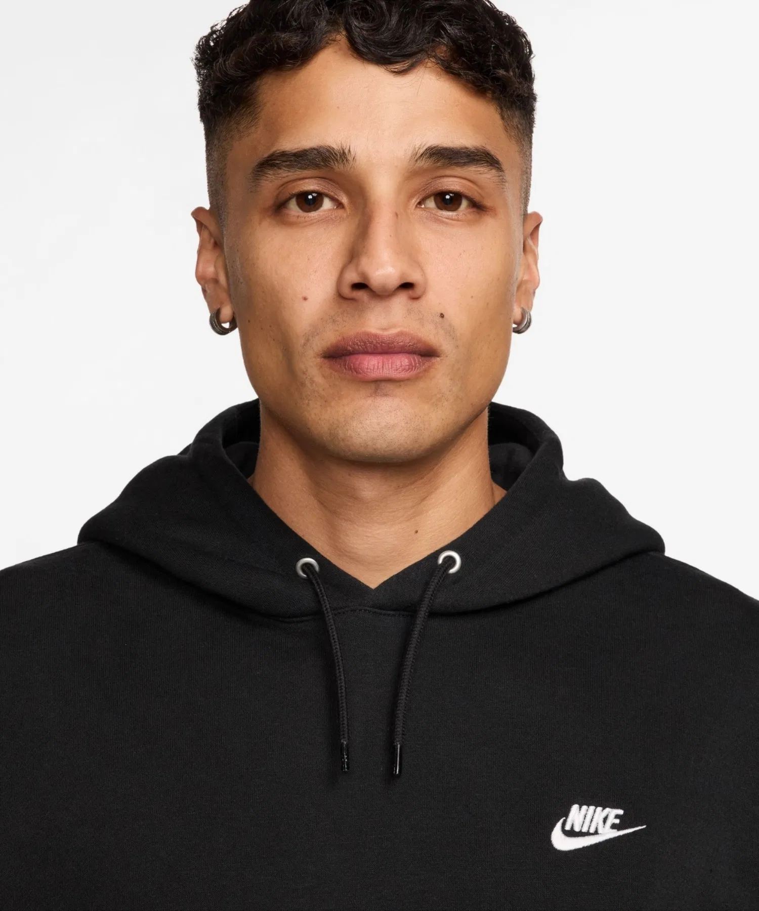 Мужская флисовая толстовка Nike Club FN3860-010, черная. — фото 4