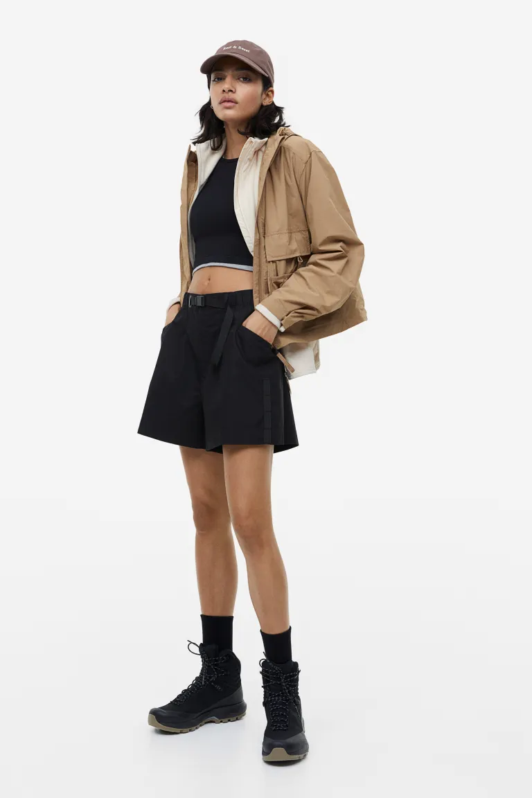 

Водоотталкивающие шорты для активного отдыха H&M, черный