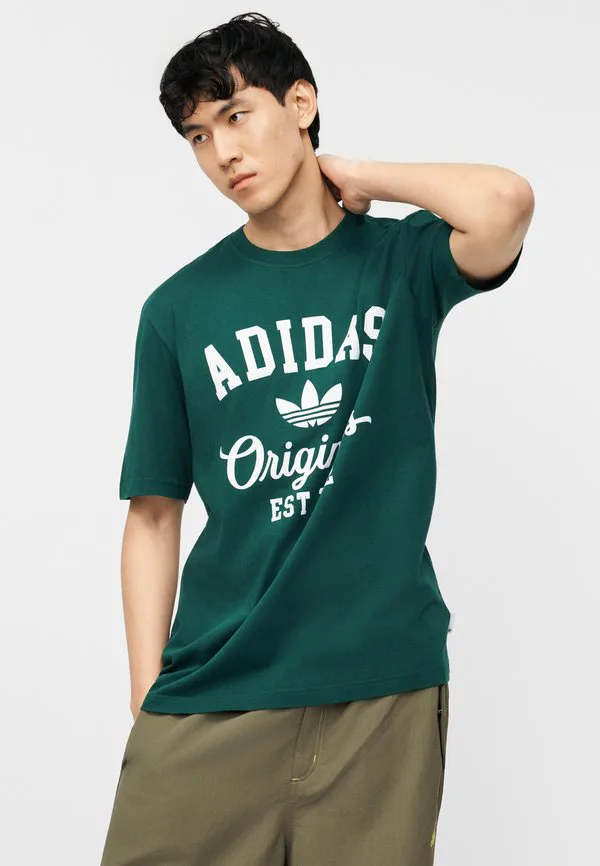 Свободная футболка унисекс с графическим принтом Adidas Originals, Collegiate Green — фото 4