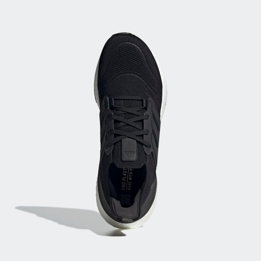 Мужские беговые кроссовки adidas Ultraboost 22, белый/черный — фото 4