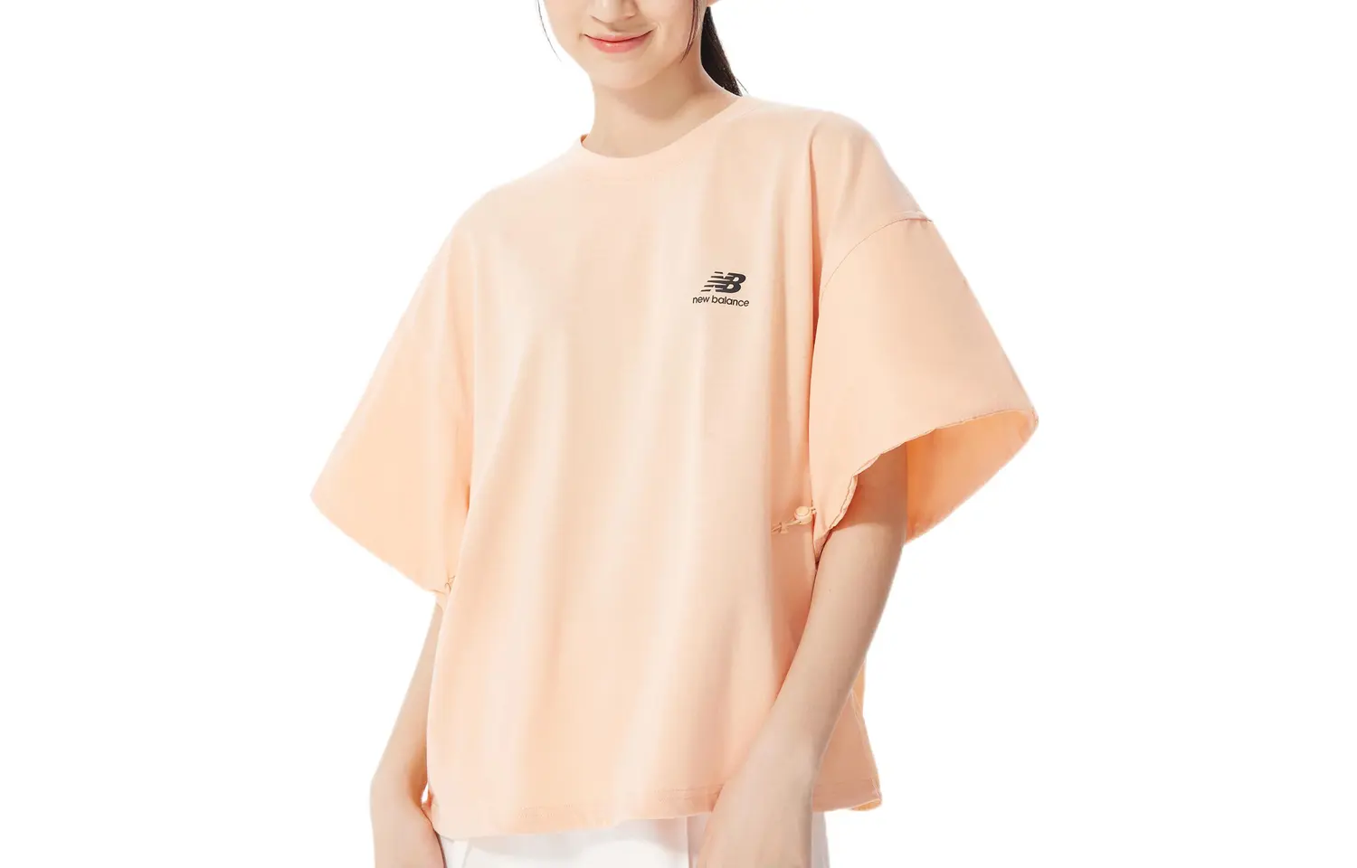 

Футболка женская оранжевая New Balance