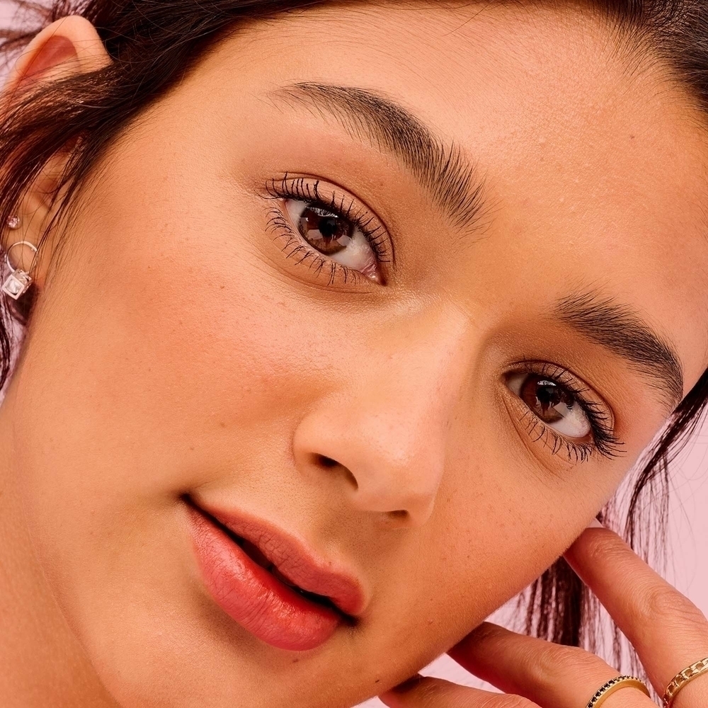 Роликовая тушь для ресниц, удлиняющая и подкручивающая Benefit, atspalvis noir 8,5 гр — фото 4
