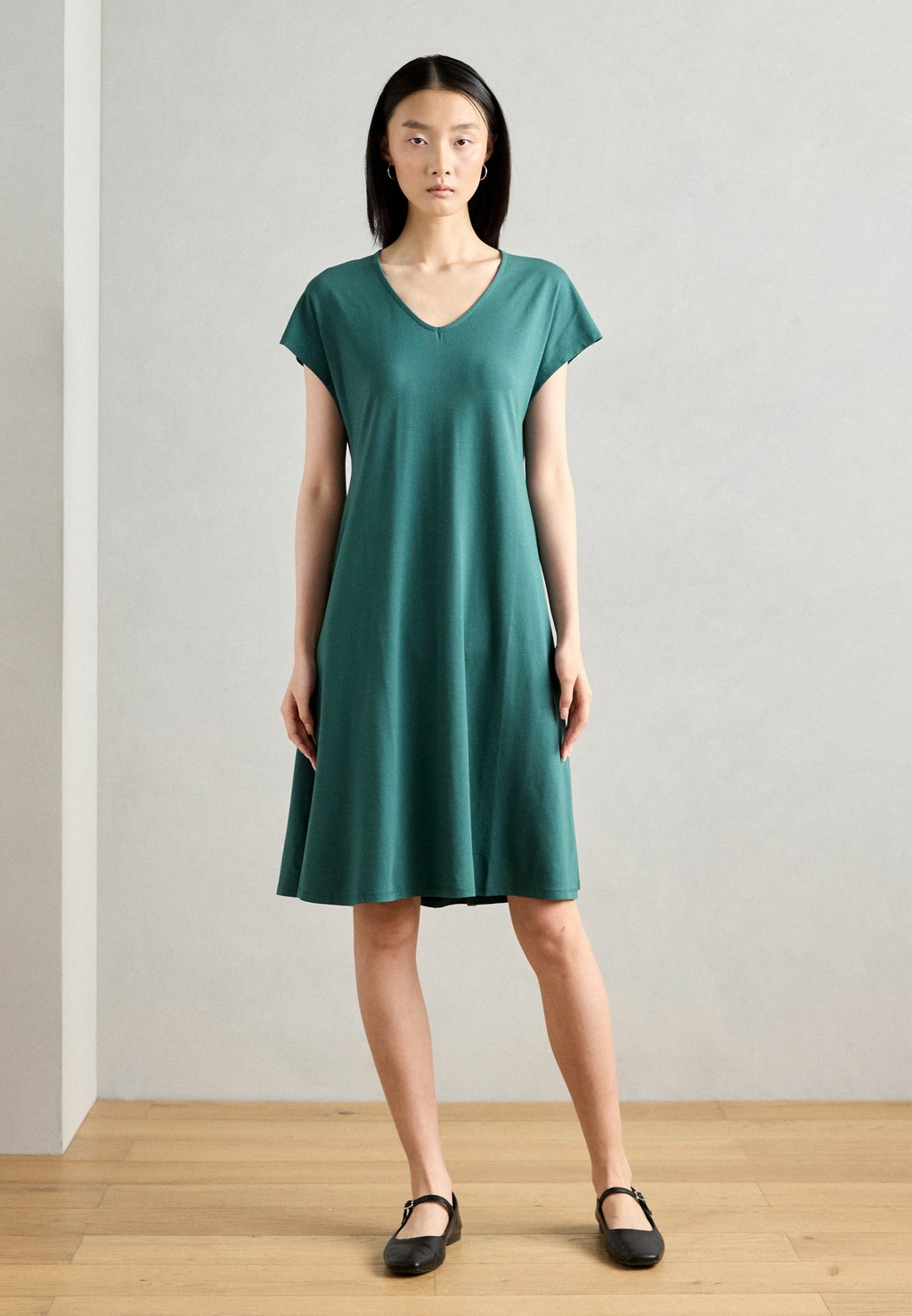 

Платье из джерси DRESS V NECK Marc O'Polo, зеленый