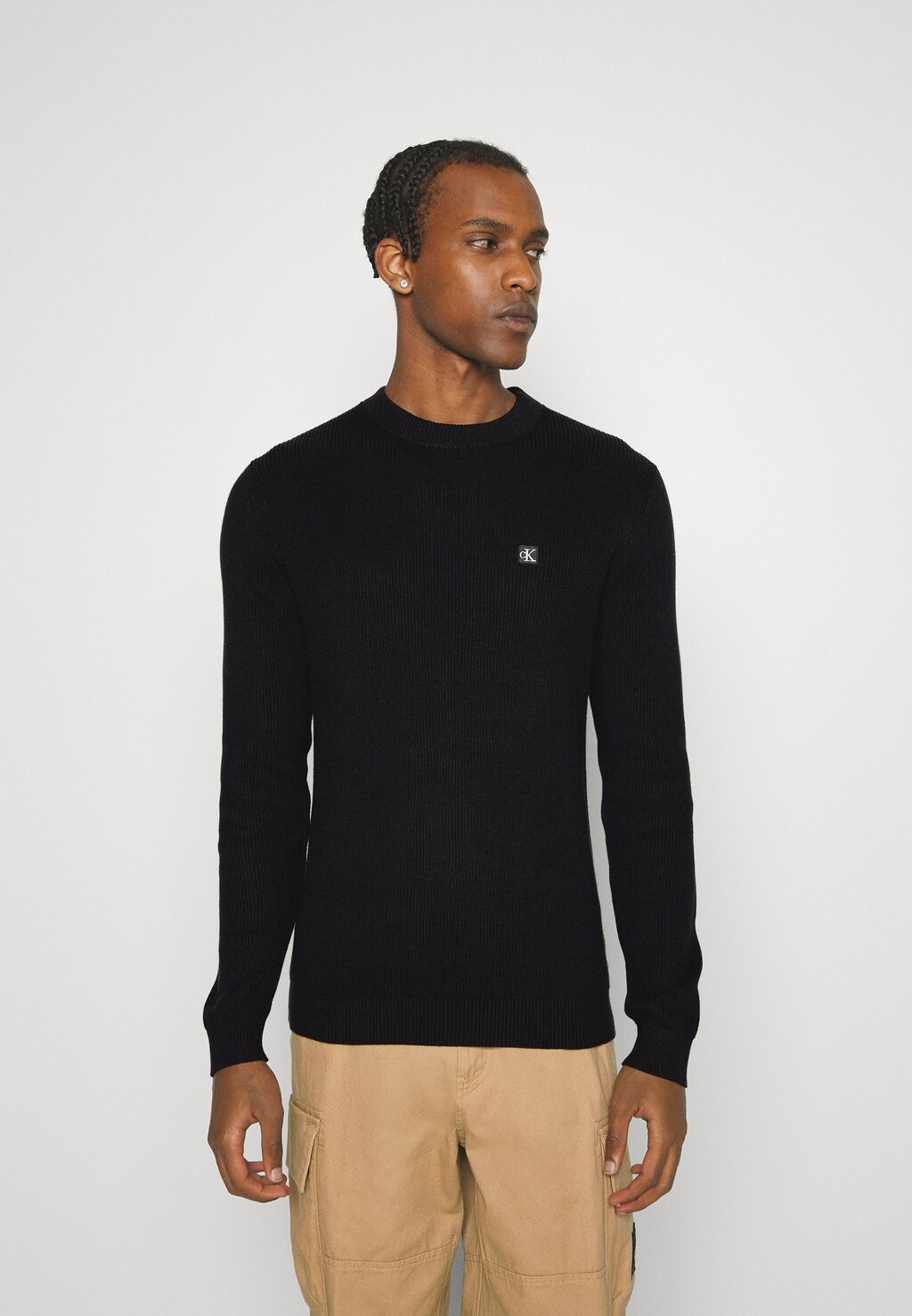 

Свитер Embro Badge Calvin Klein Jeans, цвет ck black