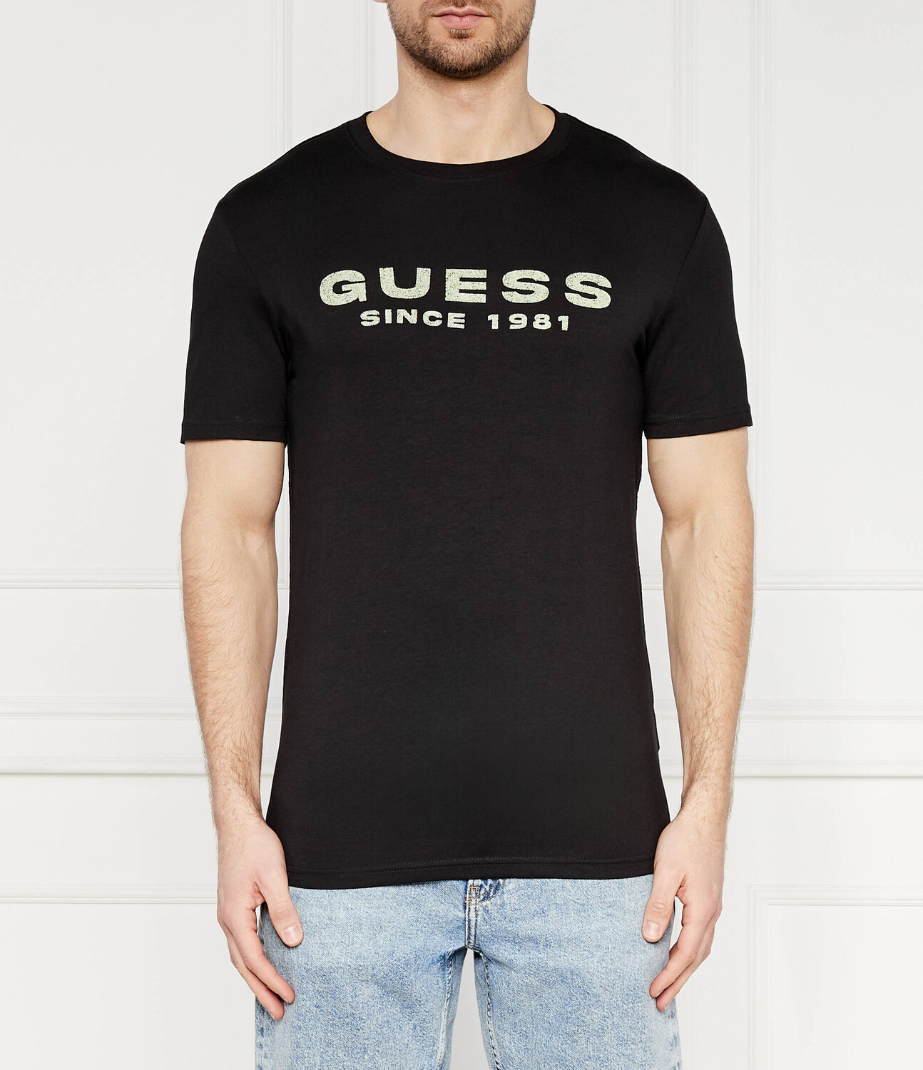 

Футболка GUESS Slim Fit stretch, черный