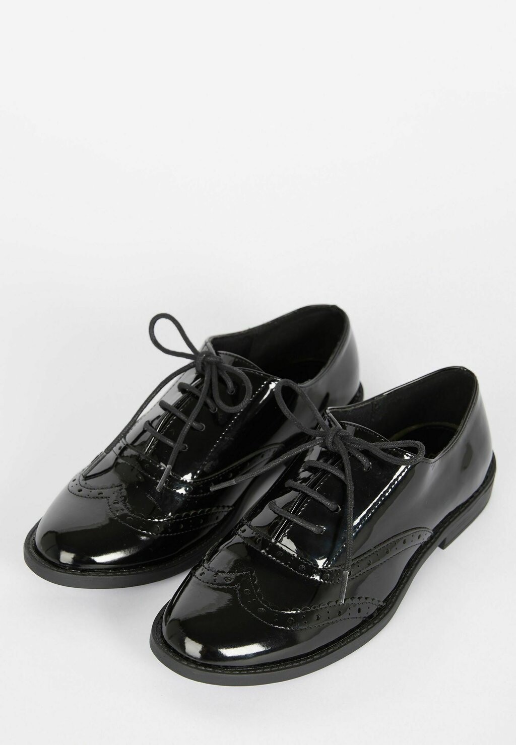 

Ботинки BROGUE SCHOOL REGULAR FIT Lipsy, черный