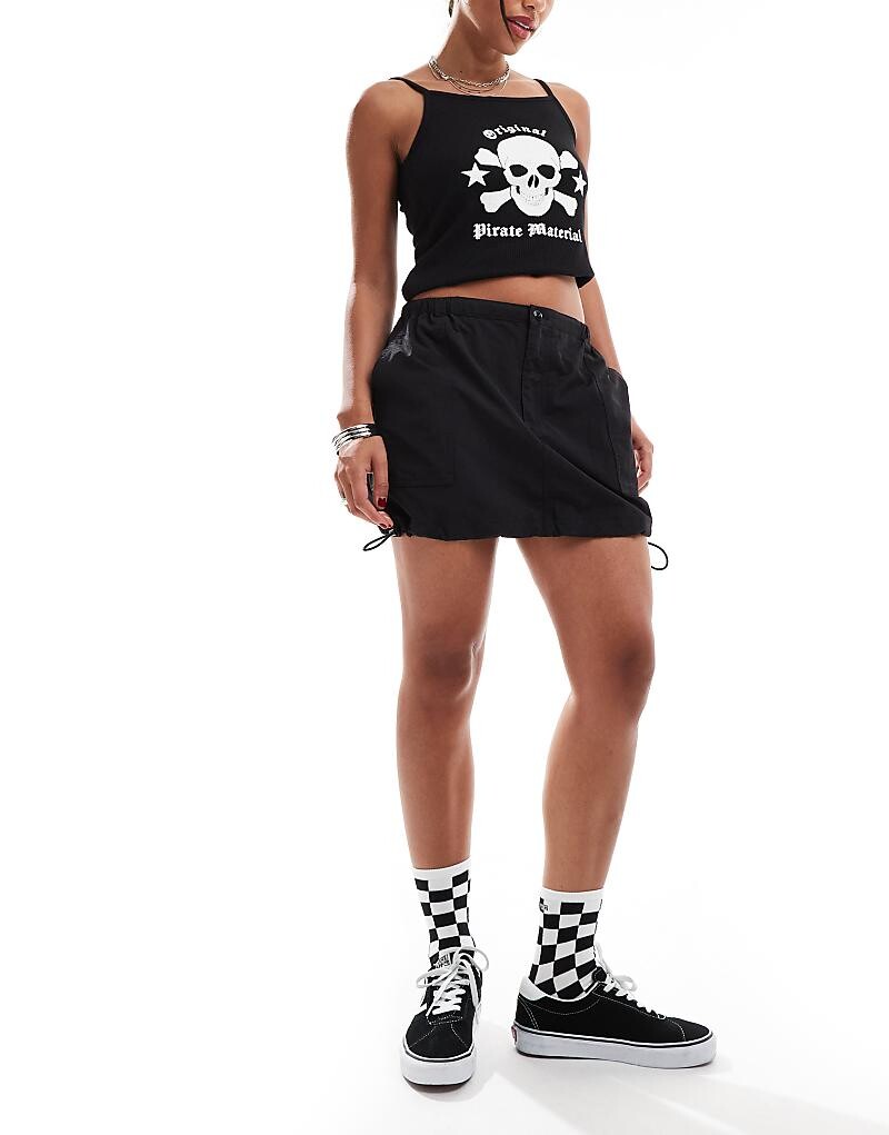 

Черная нейлоновая юбка Vans Riley