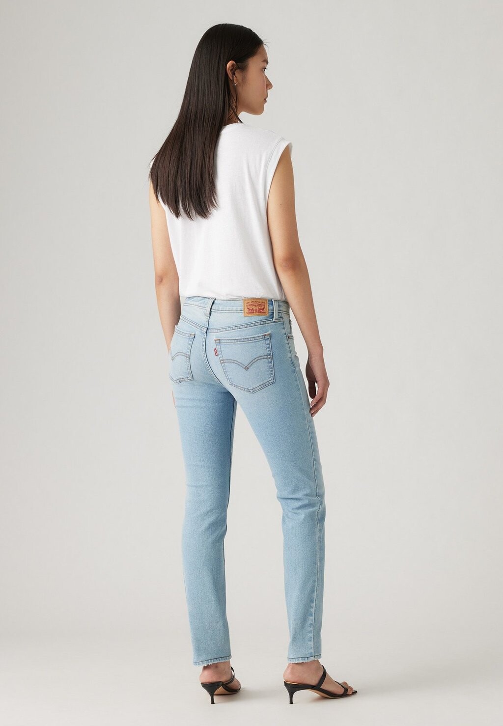 

Джинсы скинни SUPERLOW SKINNY Levi's, светло-голубой деним