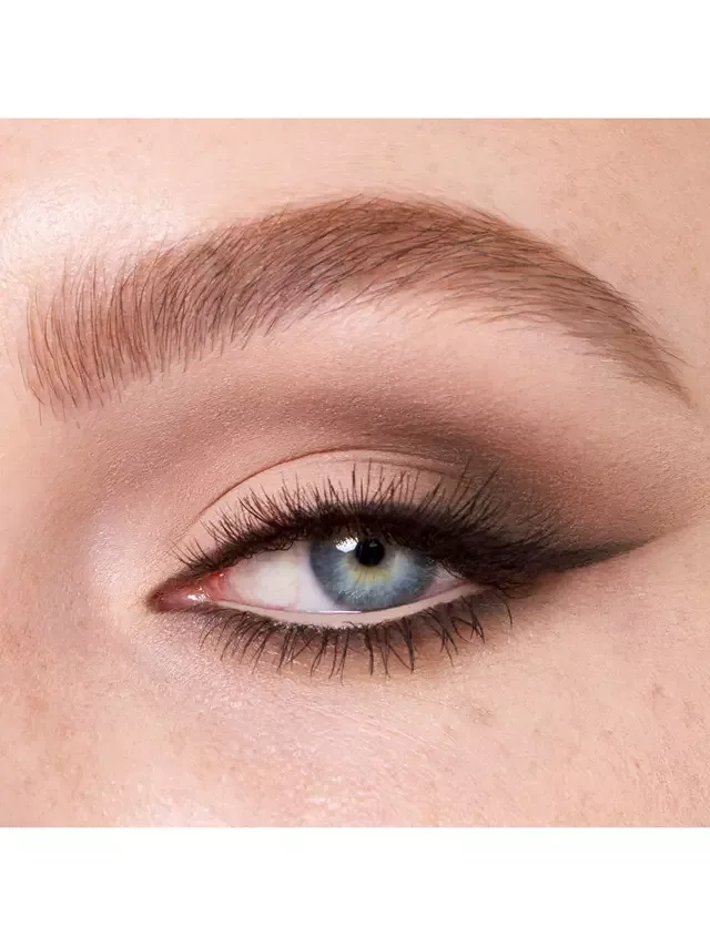 Палетка теней Easy Eye Palette, The Super Nudes Charlotte Tilbury — фото 4