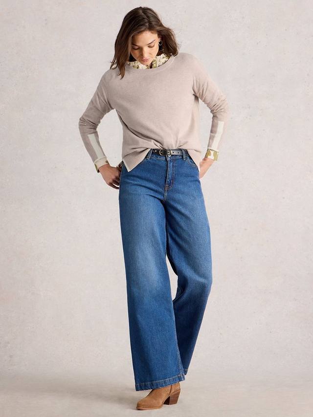 

Оливковый джемпер с круглым вырезом из органического хлопкового микса White Stuff, Taupe