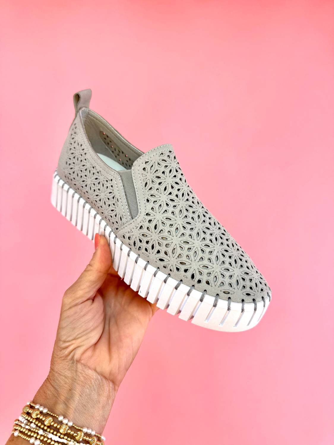 Women's Nicole Perforated Edge Slip On Sneakers In Light Grey Very G — фото 4