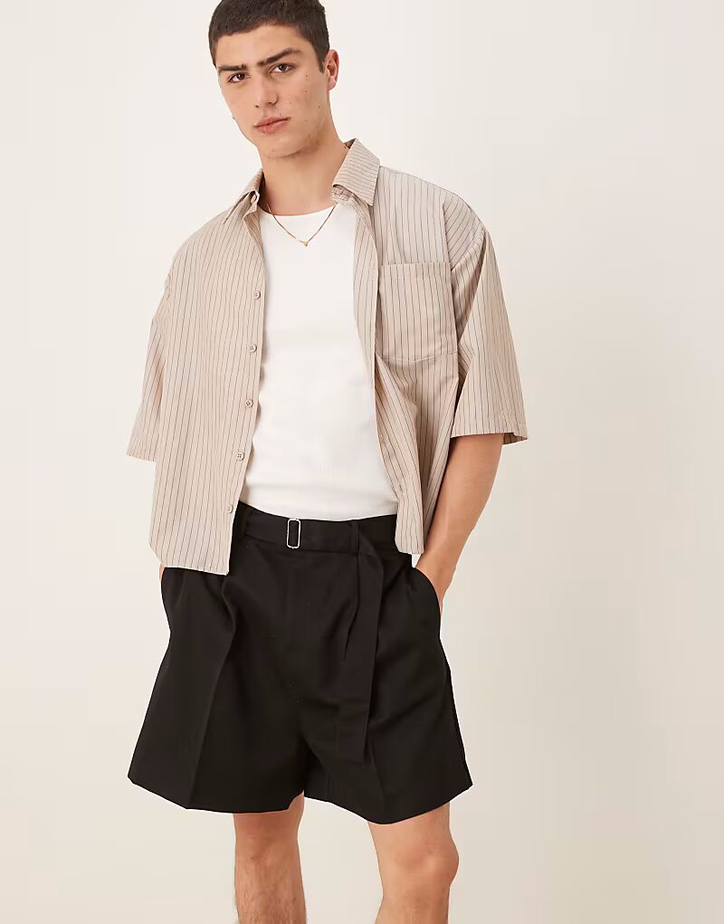 

Элегантные широкие удлиненные шорты ASOS DESIGN со складками спереди и поясом черного цвета