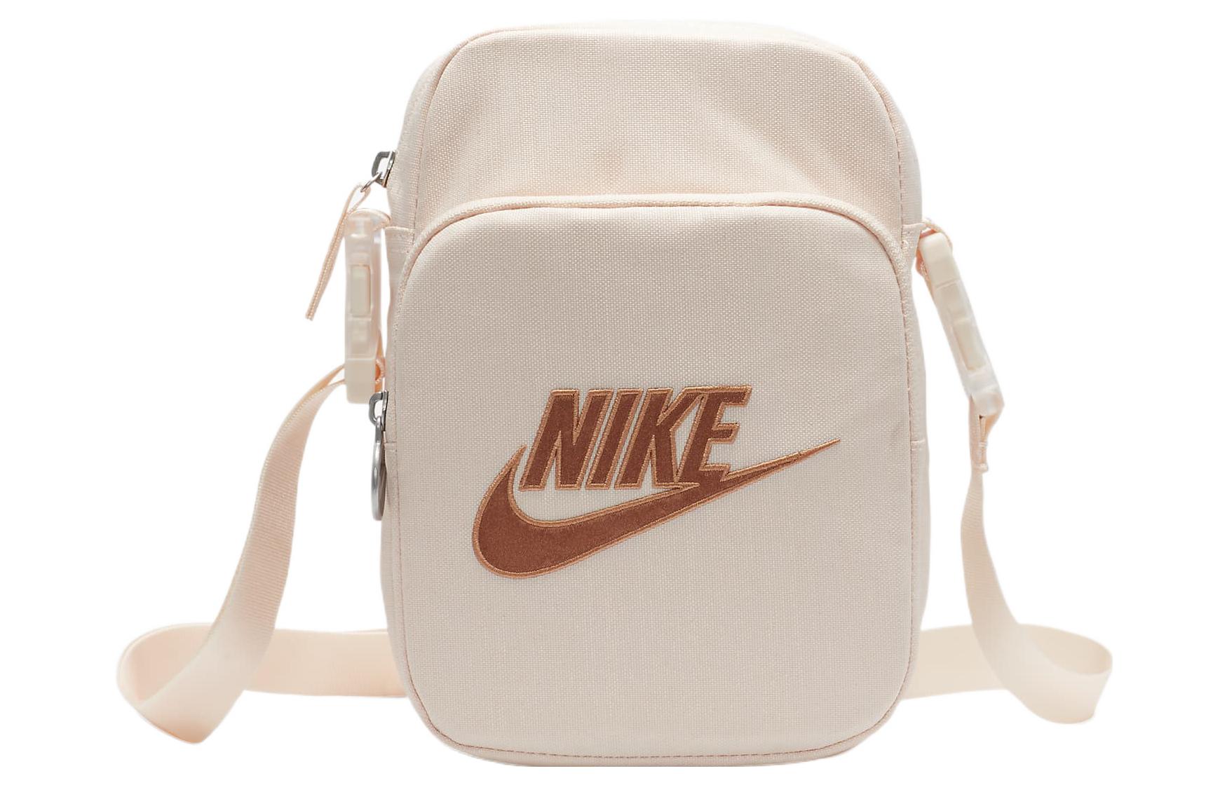 

Полиэстеровая наплечная сумка через плечо унисекс Guava Ice Spelled Amber Brown Nike, Guava Ice и Amber Brown