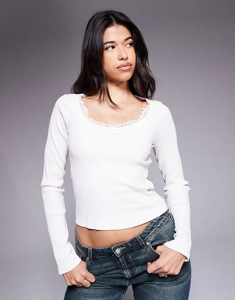 

Лонгслив ASOS DESIGN с круглым вырезом, длинными рукавами и кружевной отделкой кремового цвета