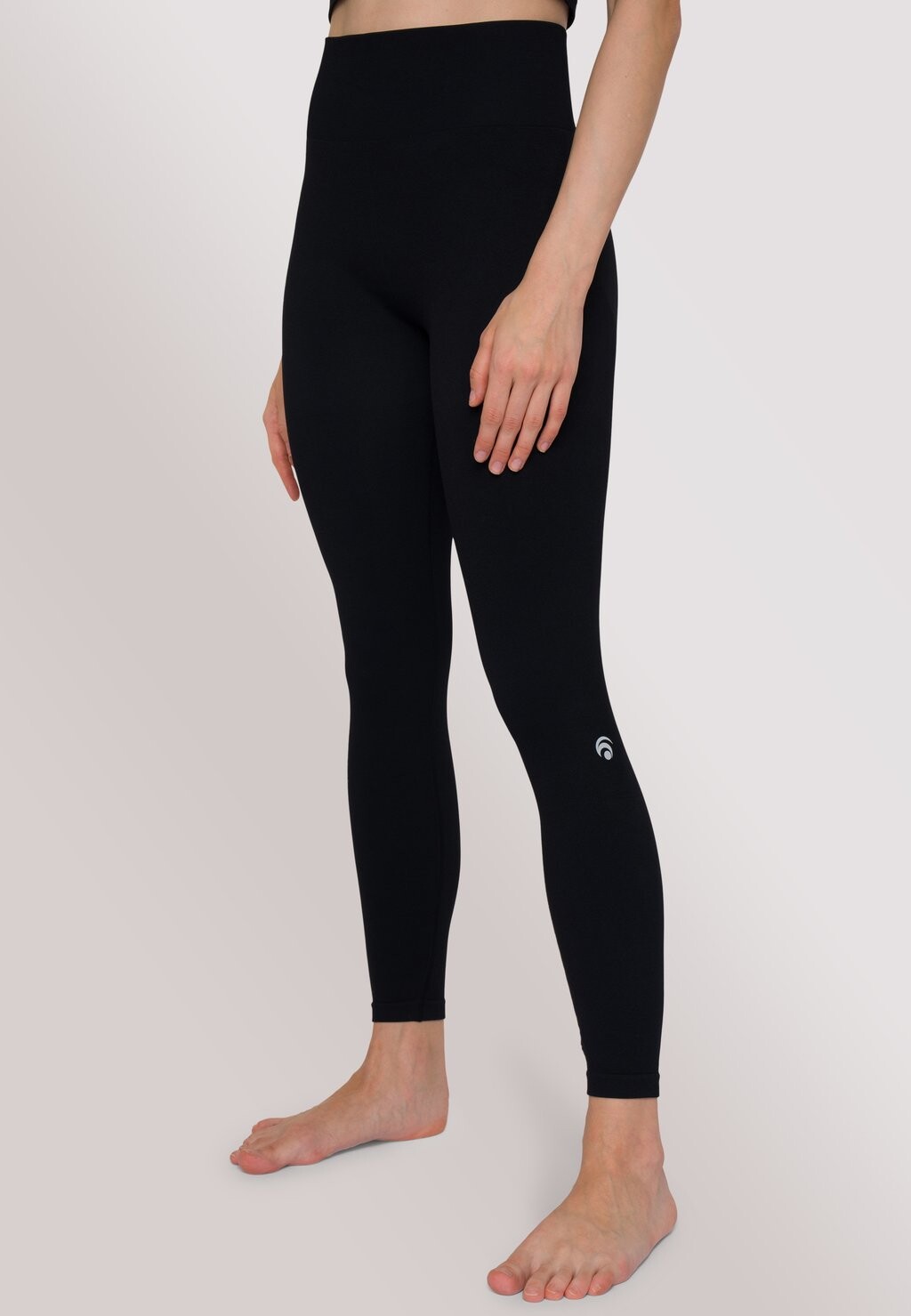 

Леггинсы TARA OCEANSAPART, цвет black