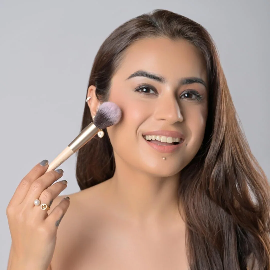 Кисть для румян Milagro Beauty с веганским ворсом бежевый — фото 2