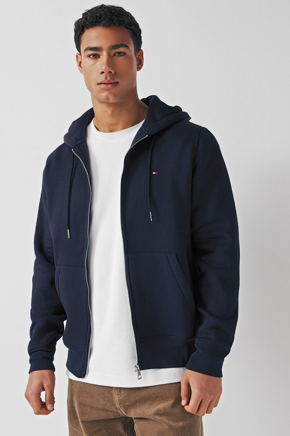 

Толстовка на молнии с классическим флагом Tommy Hilfiger, синий