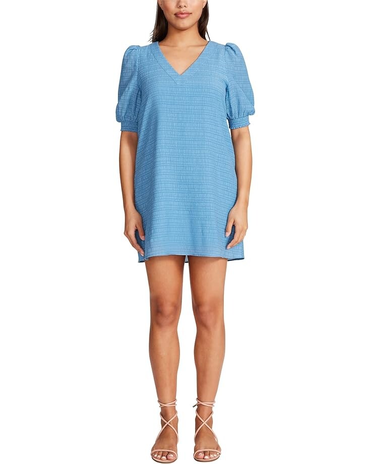 

Платье Steve Madden Fields of Gold Textured Stripe Gauze Shift, цвет Blue Frosting
