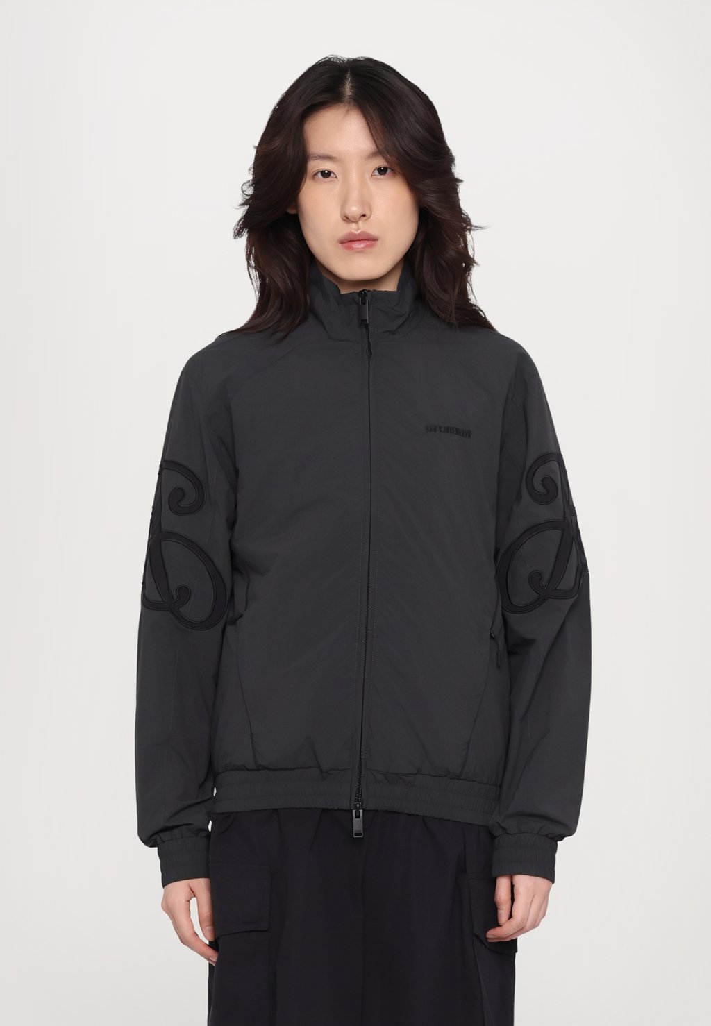 

Куртка демисезонная REGULAR TRACK JACKET Han Kjøbenhavn, антрацит