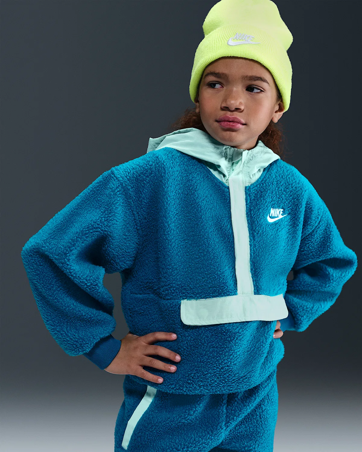 Детская свободная худи Nike Sportswear Club Fleece на молнии 1/4, Green Abyss/Mint Foam/White — фото 2