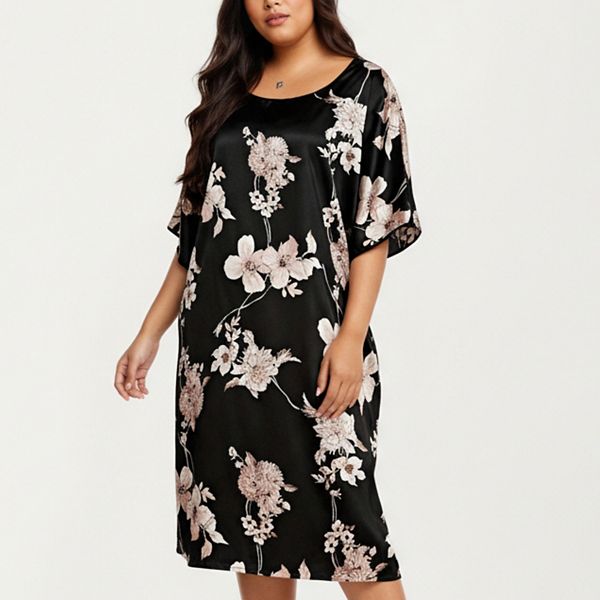 

Женский плюс сайз сатиновый ночнушка с цветочным принтом, свободный крой и круглый вырез Anna-Kaci, Black