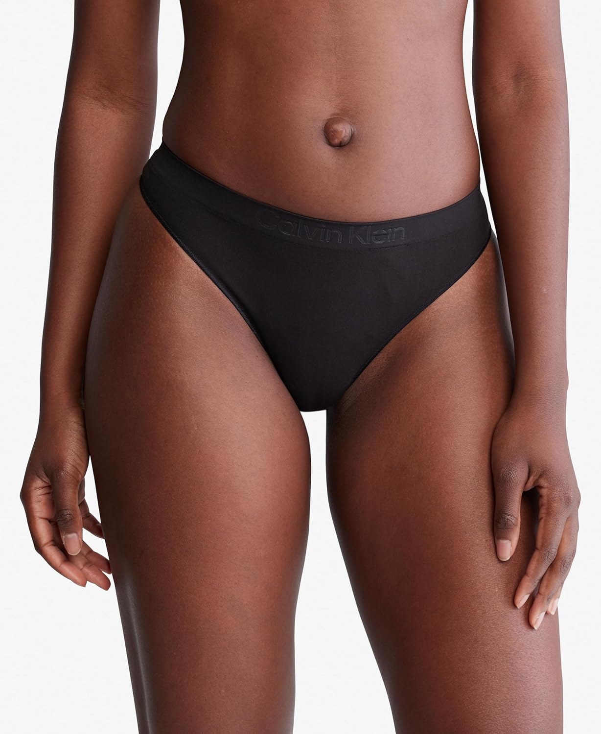 Женские бесшовные трусики-стринги Calvin Klein Bonded Flex, комплект из 3 шт., средняя посадка, Black/Cedar/Lilac Quartz — фото 2