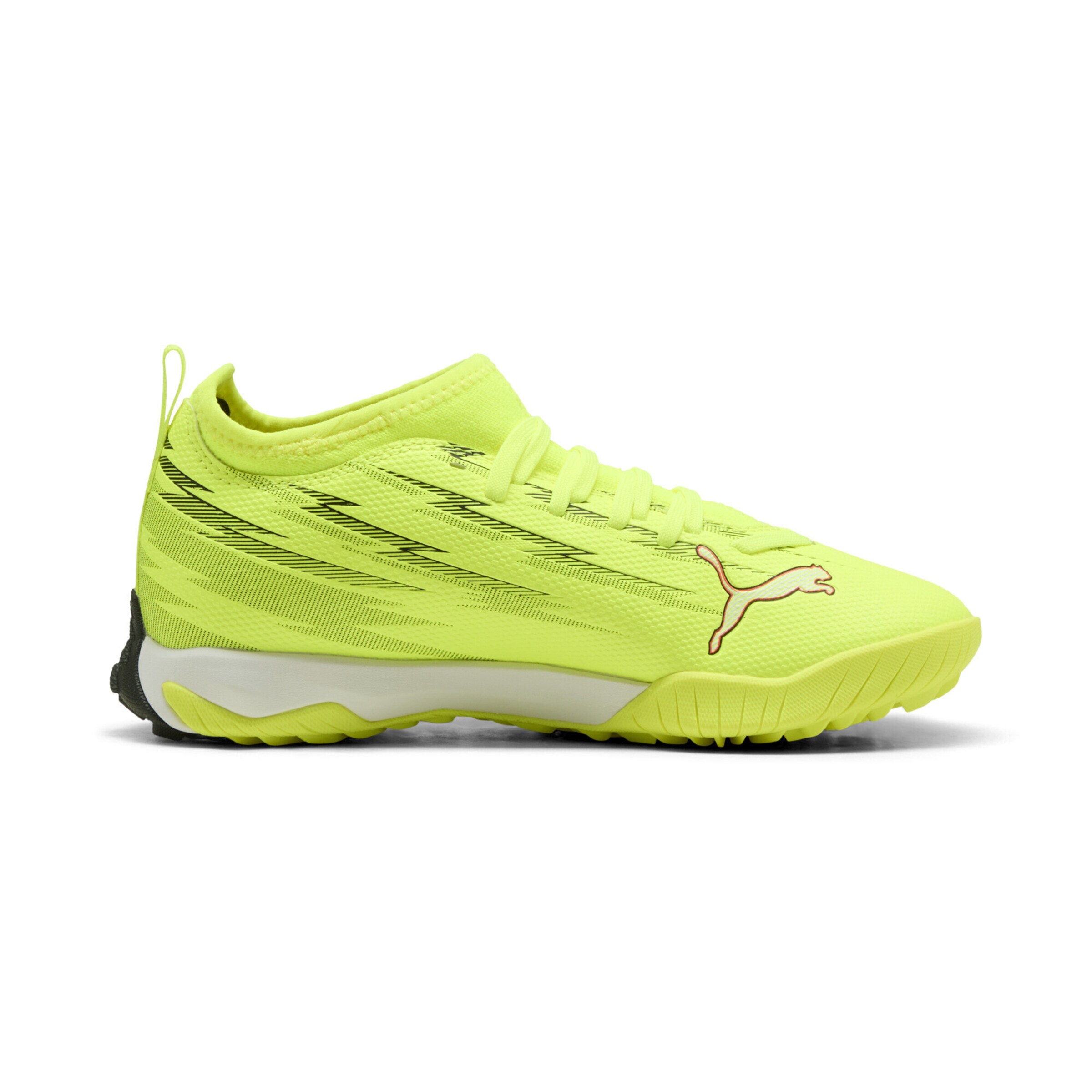 PUMA Кроссовки 'Ultra 6 Match TT +' в неоново-желтом цвете — фото 4