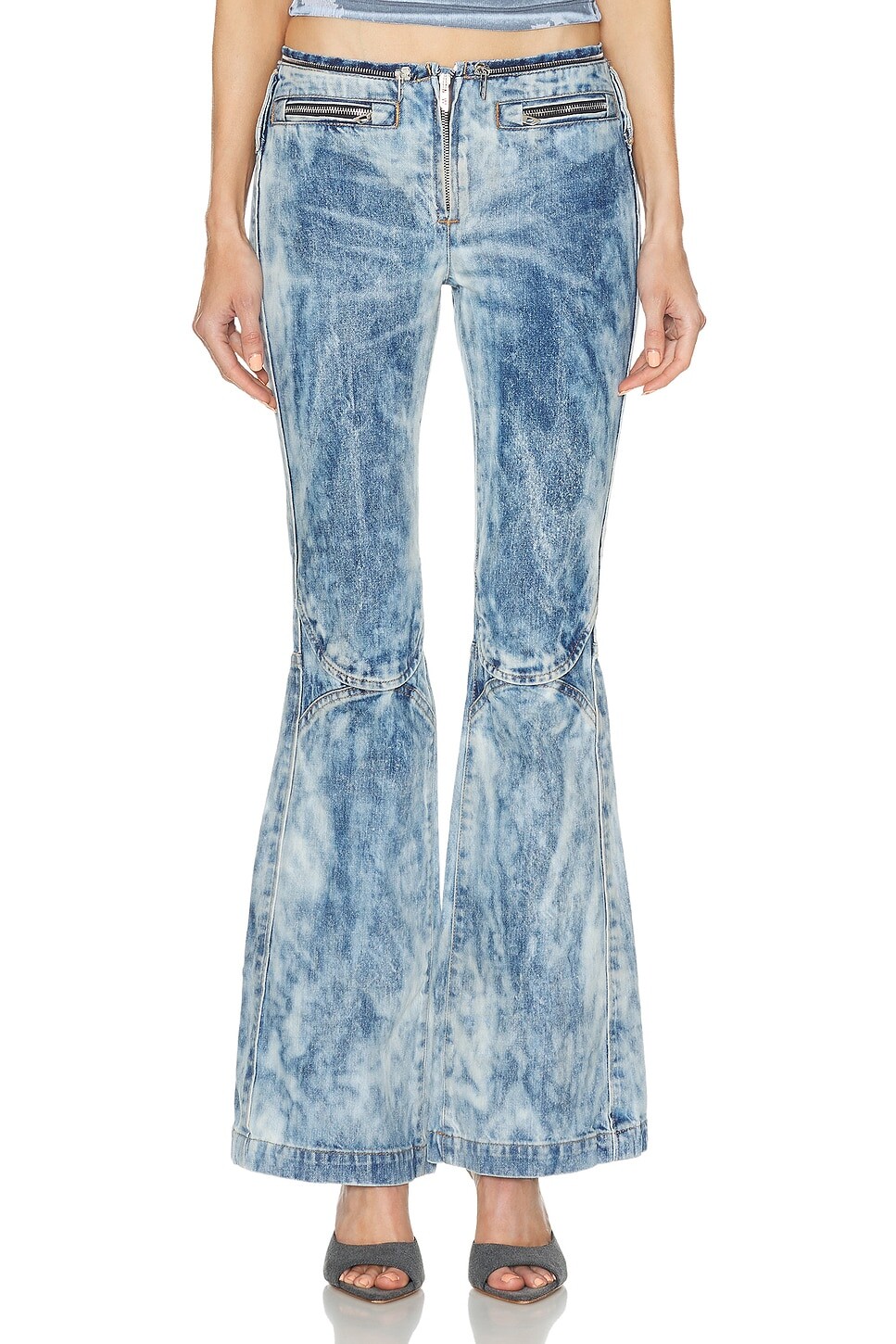 

Джинсы женские Diesel, цвет Denim