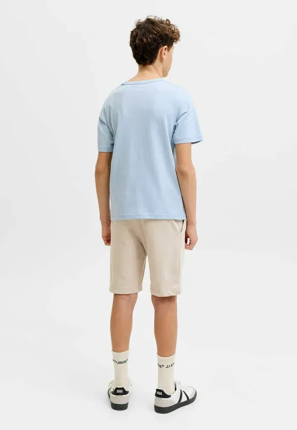 Шорты регулярной посадки Jack & Jones Junior, лунный свет — фото 3