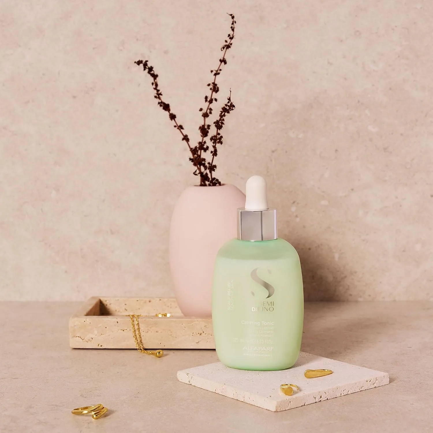 Alfaparf Milano Semi di Lino Scalp Relief Calming Tonic для чувствительной кожи - мгновенное успокаивающее действие, снимает зуд, увлажняет, 125 мл — фото 3