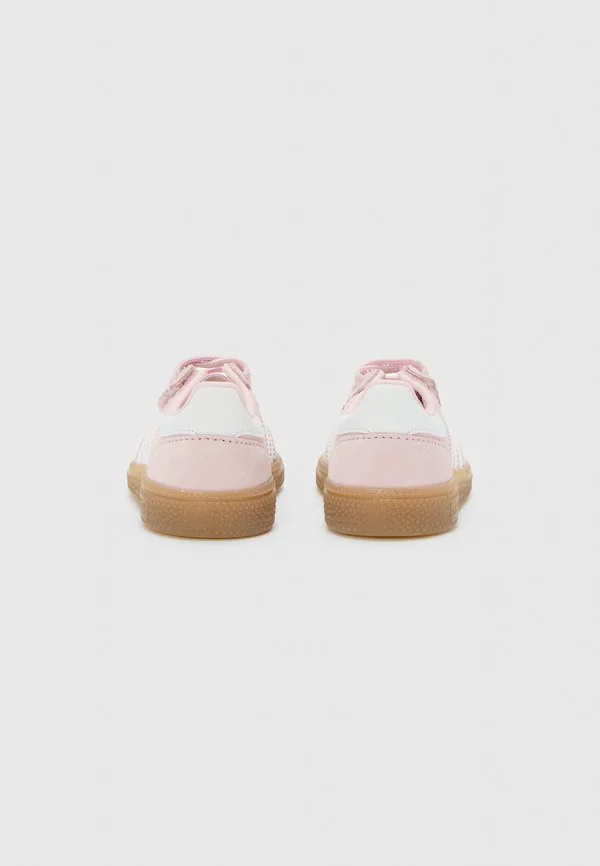Игровые кроссовки handball spezial cf el i baby shoes Adidas Originals, Clear Pink/White/Gum — фото 3