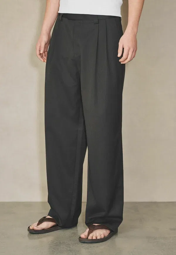 Брюки Next Regular fit edit relaxed fit smart, черный